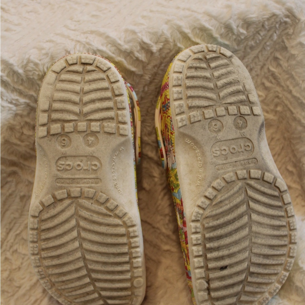 Disney Parks 50th Anniversary Vault Collection Parks Map Crocs M4/W6 - Picture 9 of 9